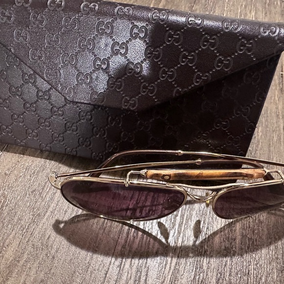 Authentic Gucci Gold Aviator Sunglasses with Purple Lenses - Picture 3 of 5